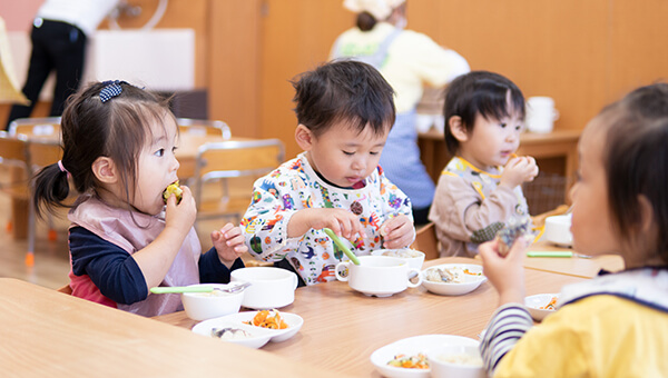 給食