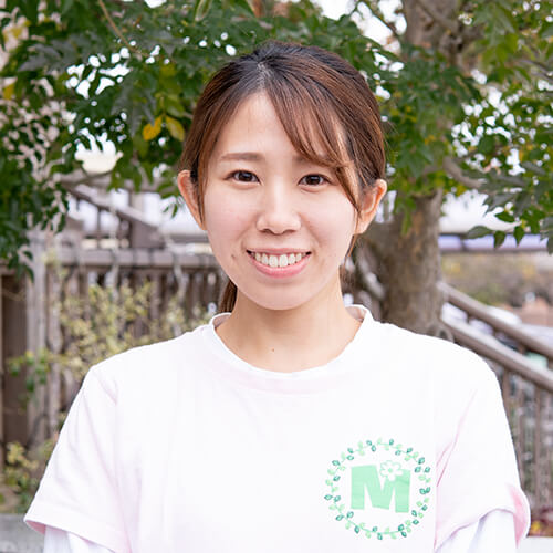 近藤 里花子